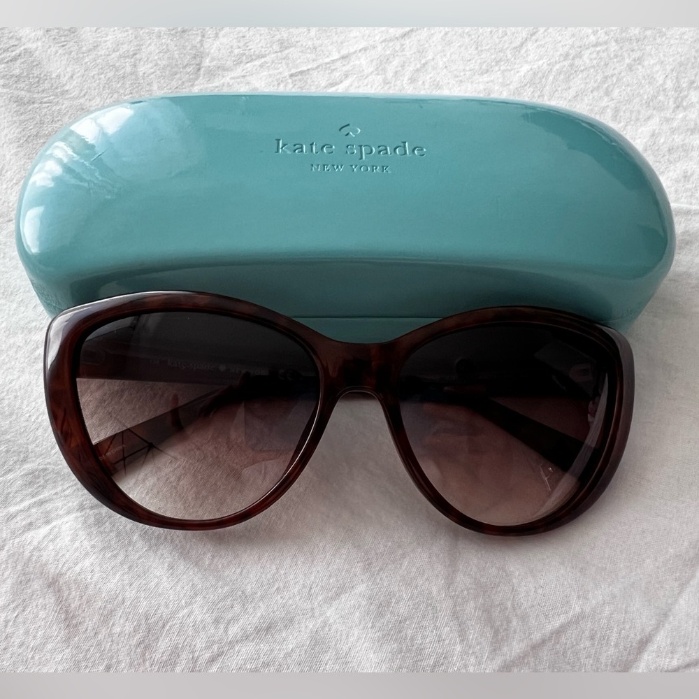 kate spade Brown Gradient Oversized Sunglasses with Turquoise Case